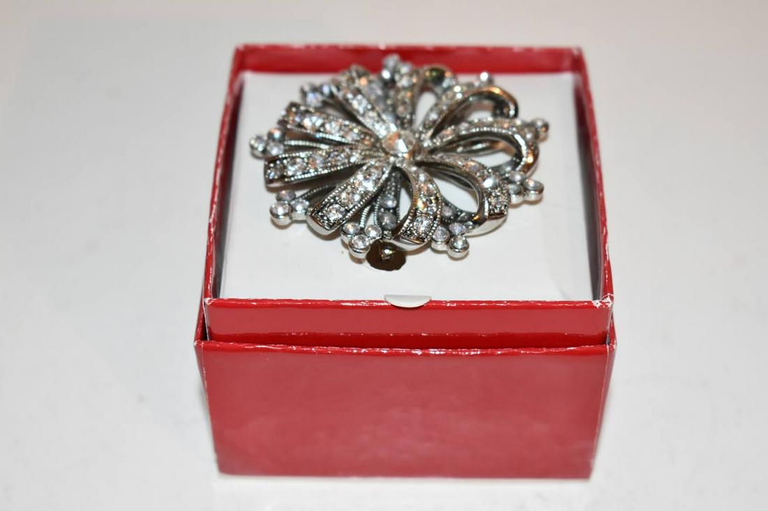 Vintage Clear Rhinestone Brooch/Pin LC Liz Claiborne Signed New (1 of 3)