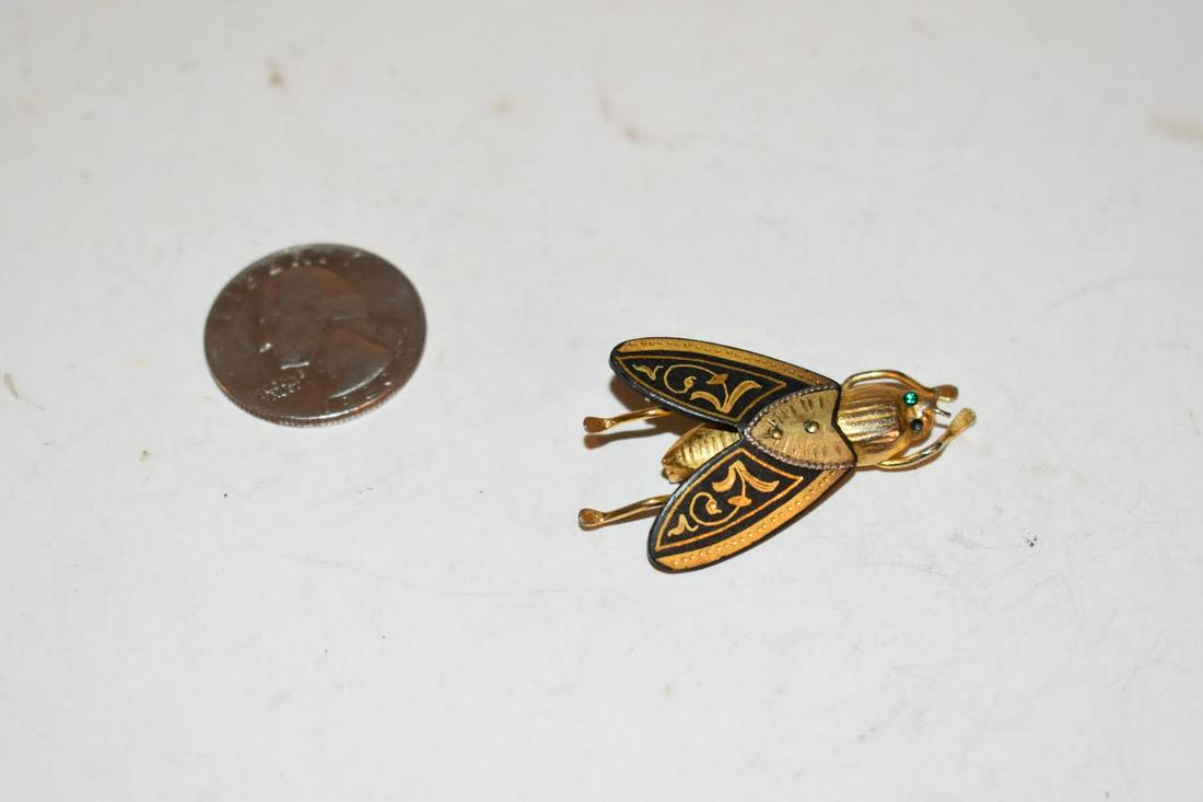 Vintage Bee Bug Fly Damascene Toledo Gold SPAIN VERY OLD Vintage Gold Brooch (1 of 4)