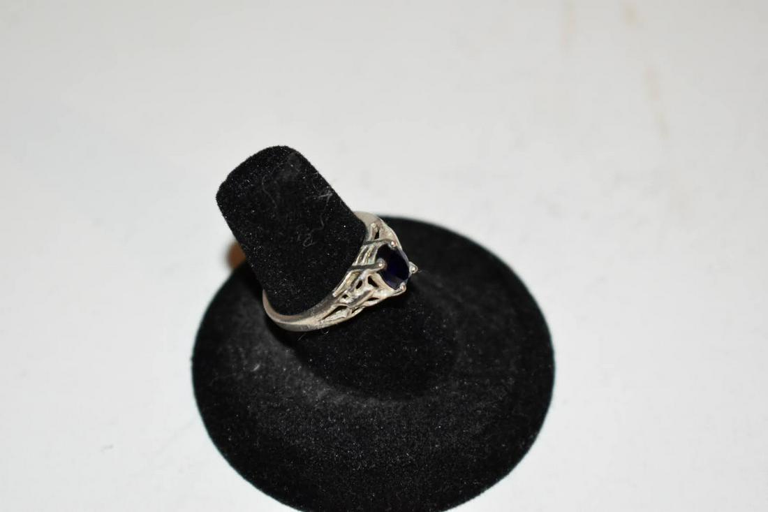 vintage sterling silver sapphire ring sz 7 (1 of 4)