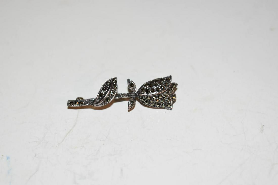 Vintage Sterling Silver Rose Marcasite Brooch: Vintage Sterling Silver Rose Marcasite Brooch Please view all photos as they are part of the description and condition of this Item, Feel free to contact me with questions or picture requests! Used It