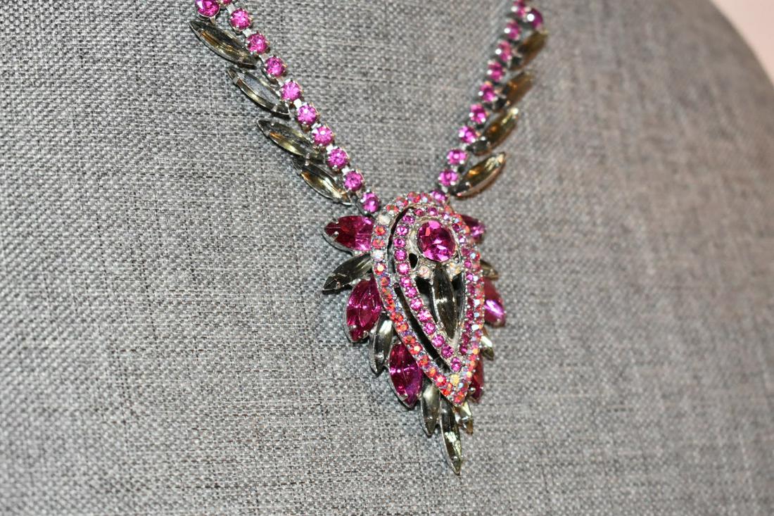 Vintage elegant rhinestone Necklace 16" (1 of 5)