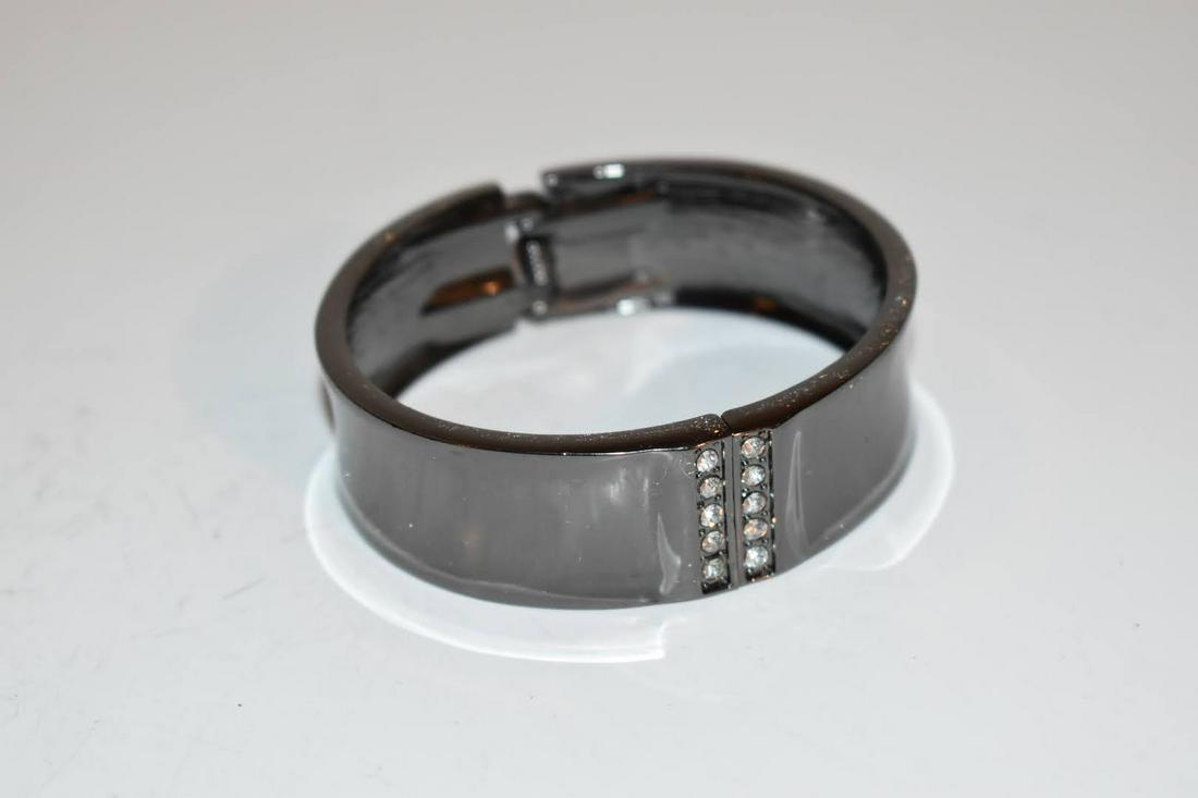 vintage hinged rhinestone bracelet 7" (1 of 4)