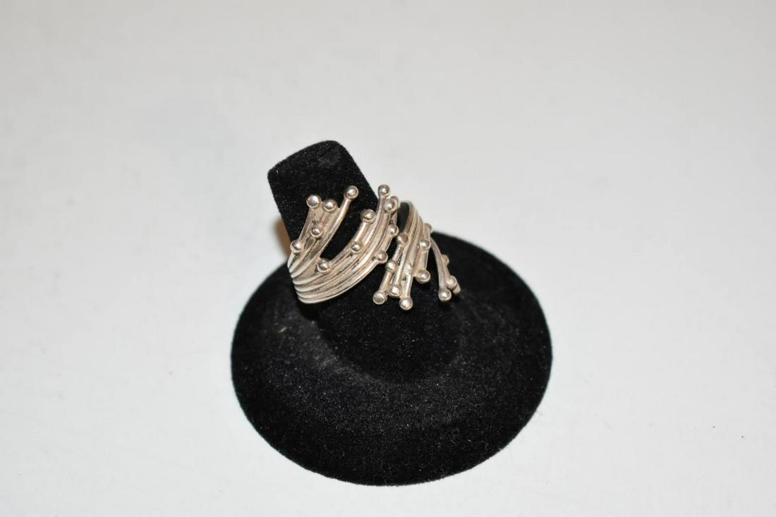 Vintage Beau Jewelry Sterling Silver Modernist Bypass Ring Size 8 (1 of 4)