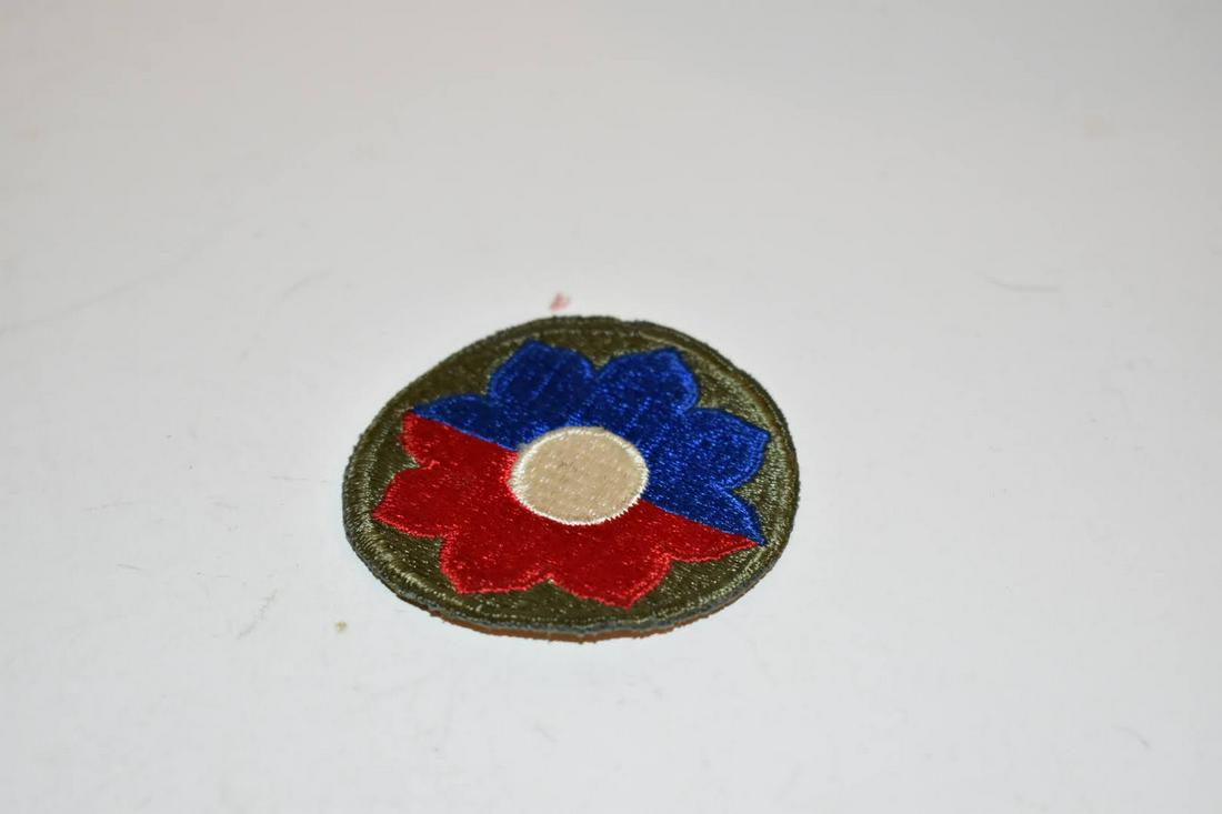 Vintage Patch: Vintage Patch Please view all photos as they are part of the description and condition of this Item, Feel free to contact me with questions or picture requests! Used Item AS IS