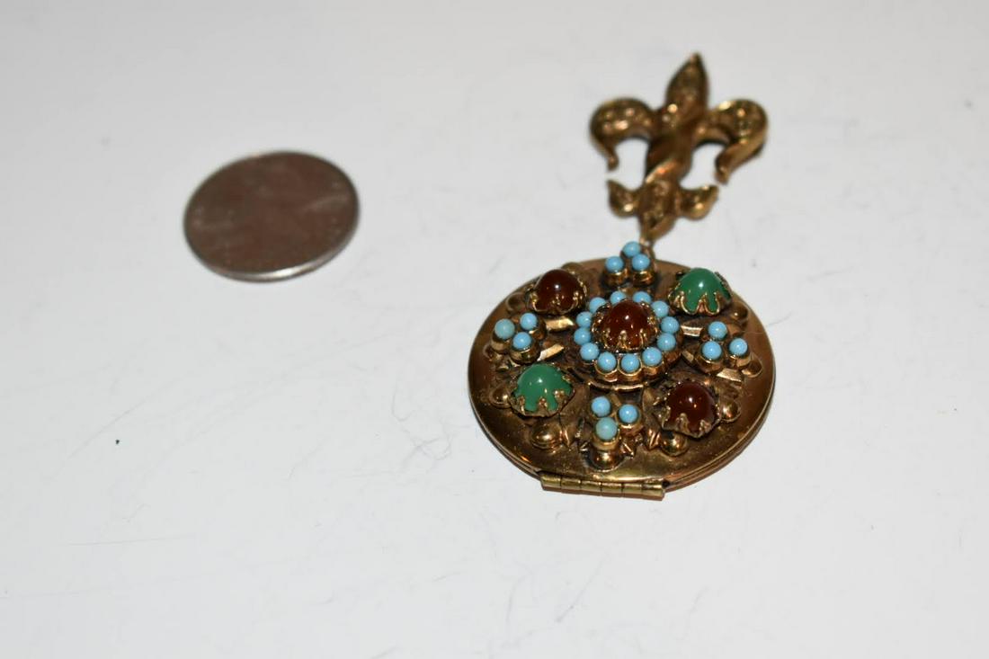 Vintage Antique Gold Tone Color Folding Locket Brooch Pin Fleur De Lis: Vintage Antique Gold Tone Color Folding Locket Brooch Pin Fleur De Lis Please view all photos as they are part of the description and condition of this Item, Feel free to contact me with questions or 