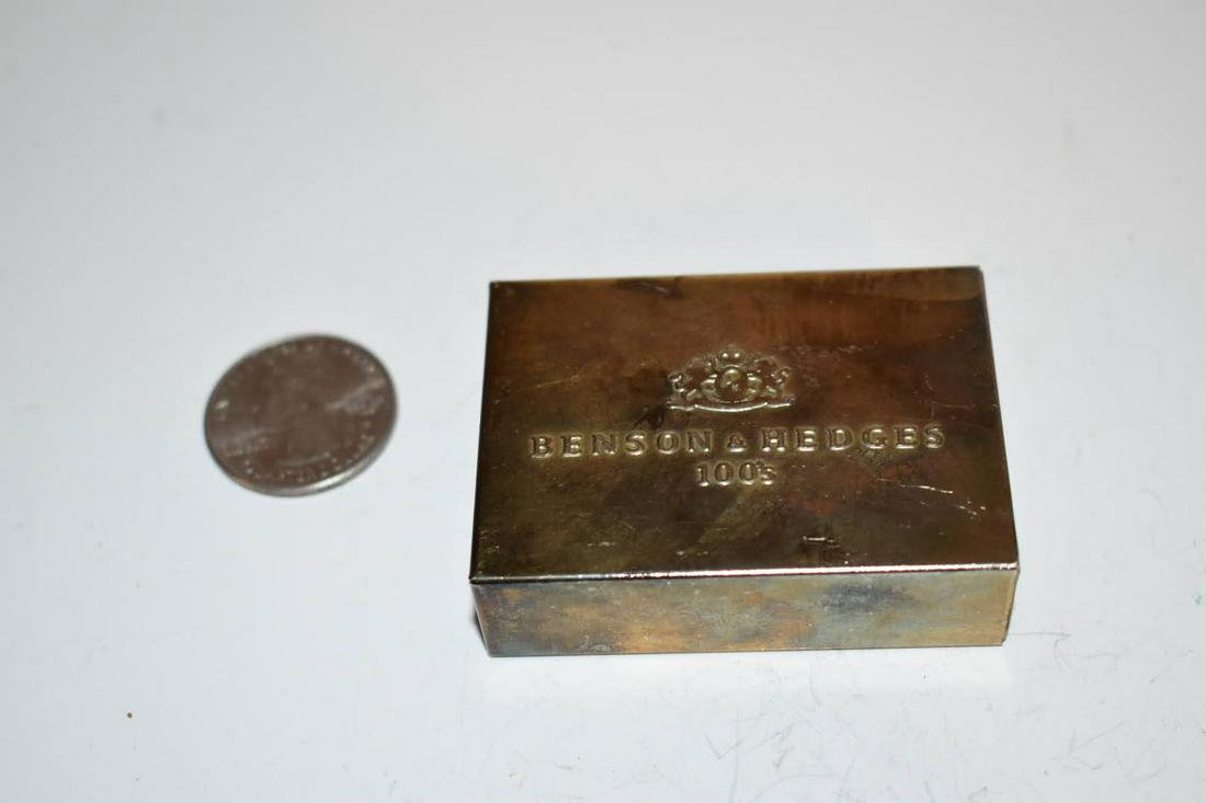 Vintage Benson & Hedges 100's Spring Portable Purse Pocket Cigarette Ashtray: Vintage Benson & Hedges 100's Spring Portable Purse Pocket Cigarette Ashtray Please view all photos as they are part of the description and condition of this Item, Feel free to contact me with questio
