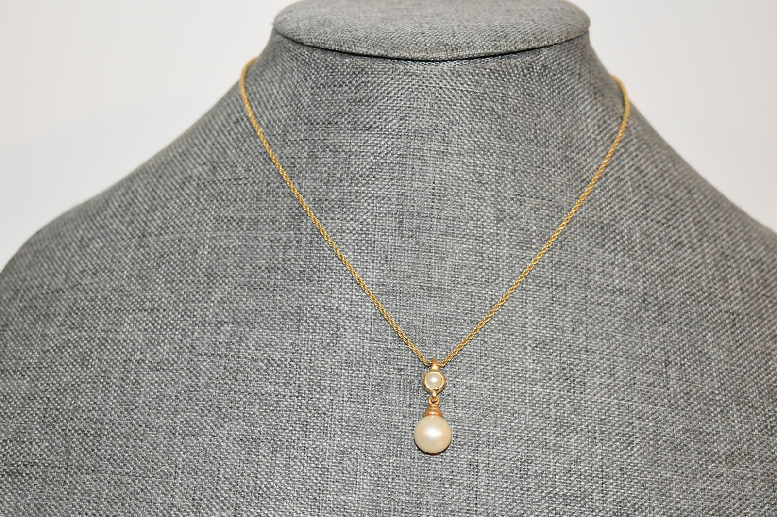 Rare pearl vintage signed christian dior gold tone necklace 16" (1 of 5)