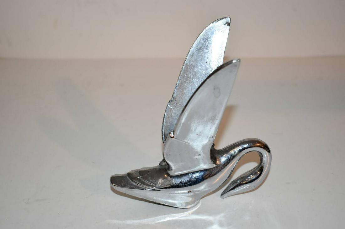 Vintage Packard Flying Swan Chrome Hood Ornament: Vintage Packard Flying Swan Chrome Hood Ornament Please view all photos as they are part of the description and condition of this Item, Feel free to contact me with questions or picture requests! Used