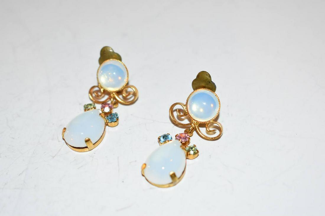 vintage dangle earrings (1 of 4)