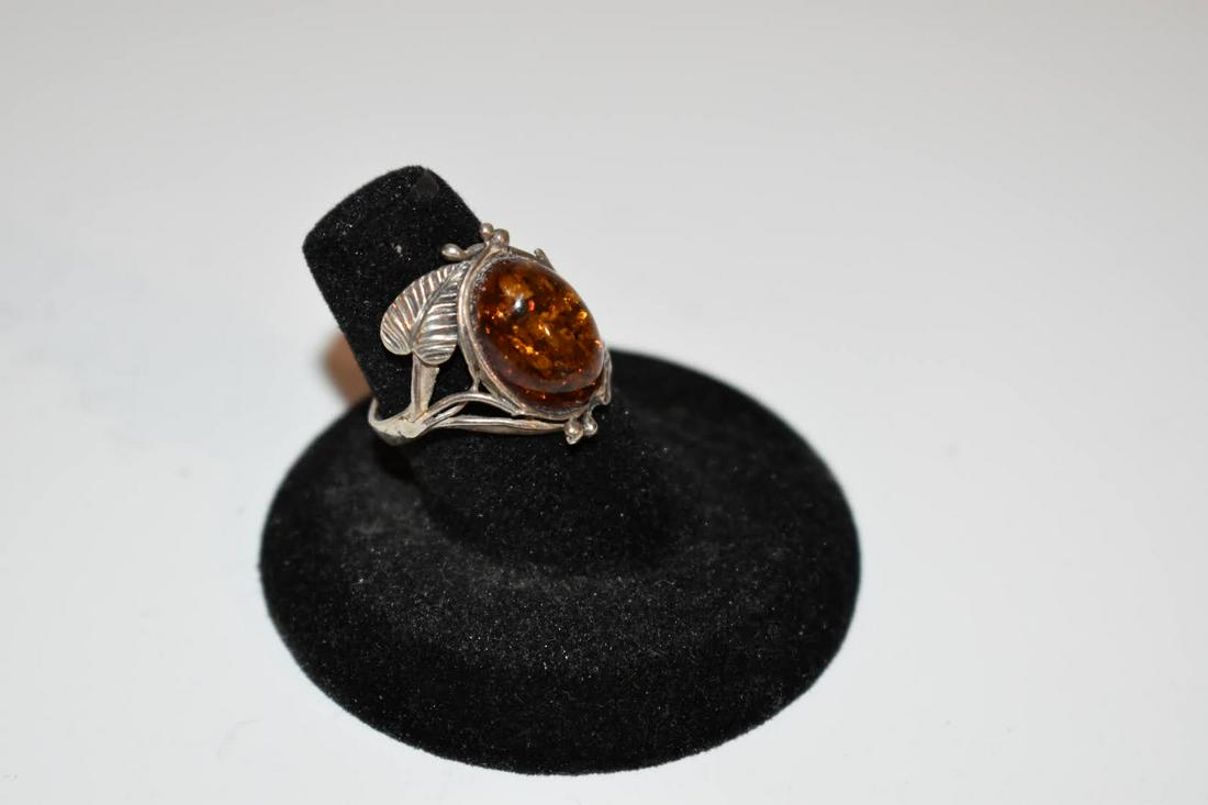 Vintage Sterling Silver amber Ring sz7 (1 of 4)