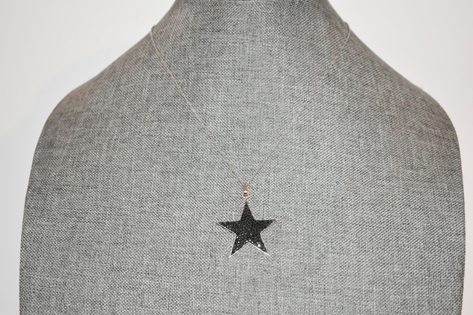 Vintage sterling silver black crystal star chain pendant 18" (1 of 4)
