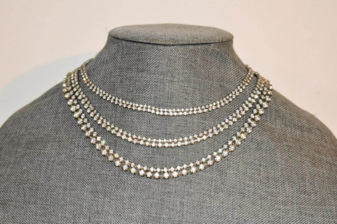 Gorgeous Les Bernard Vintage necklace Art Deco! Rhinestone 16": Gorgeous Les Bernard Vintage necklace Art Deco! Rhinestone 16" Please view all photos as they are part of the description and condition of this Item, Feel free to contact me with questions or picture 
