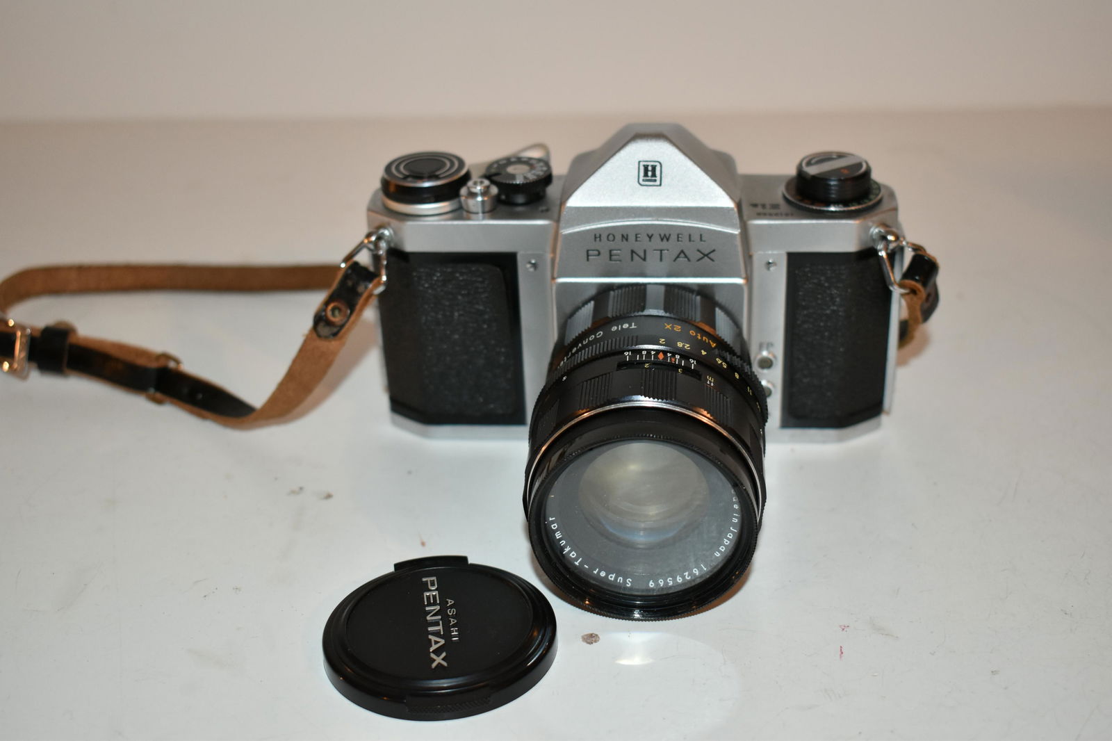 Honeywell Pentax H1a Camera & Super-Takumar 55mm f/2 Lens (1 of 5)