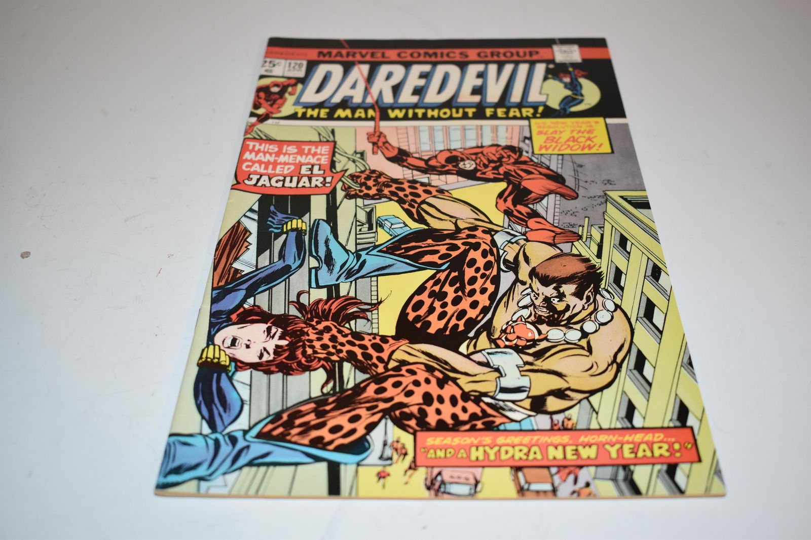 Vintage comic book daredevil # 120 (1 of 3)