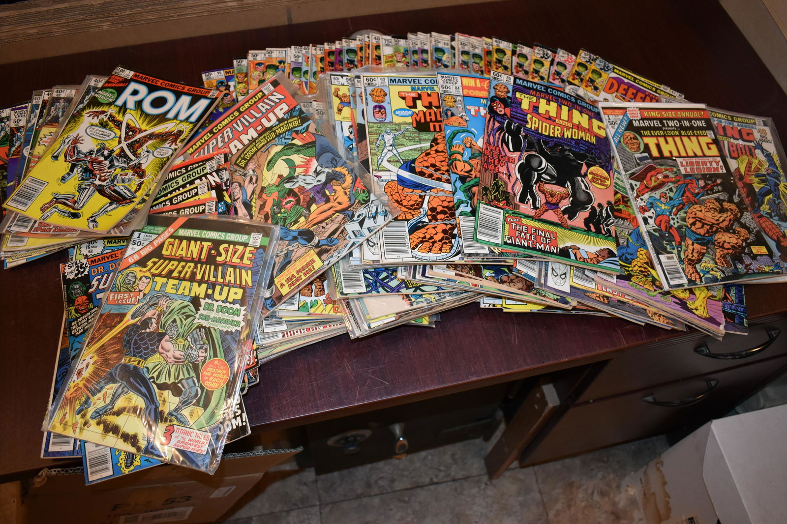 Vintage Comic Book Lot 137 Comics Short Box MARVEL 2 in 1, Defenders, Rom, Super Villain team up (1 of 9)