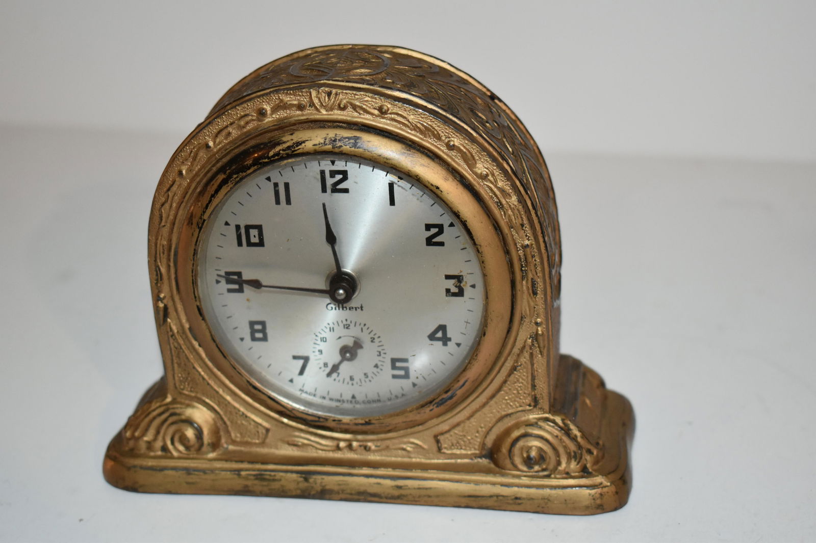 Vintage Working GILBERT Alarm Clock (1 of 4)