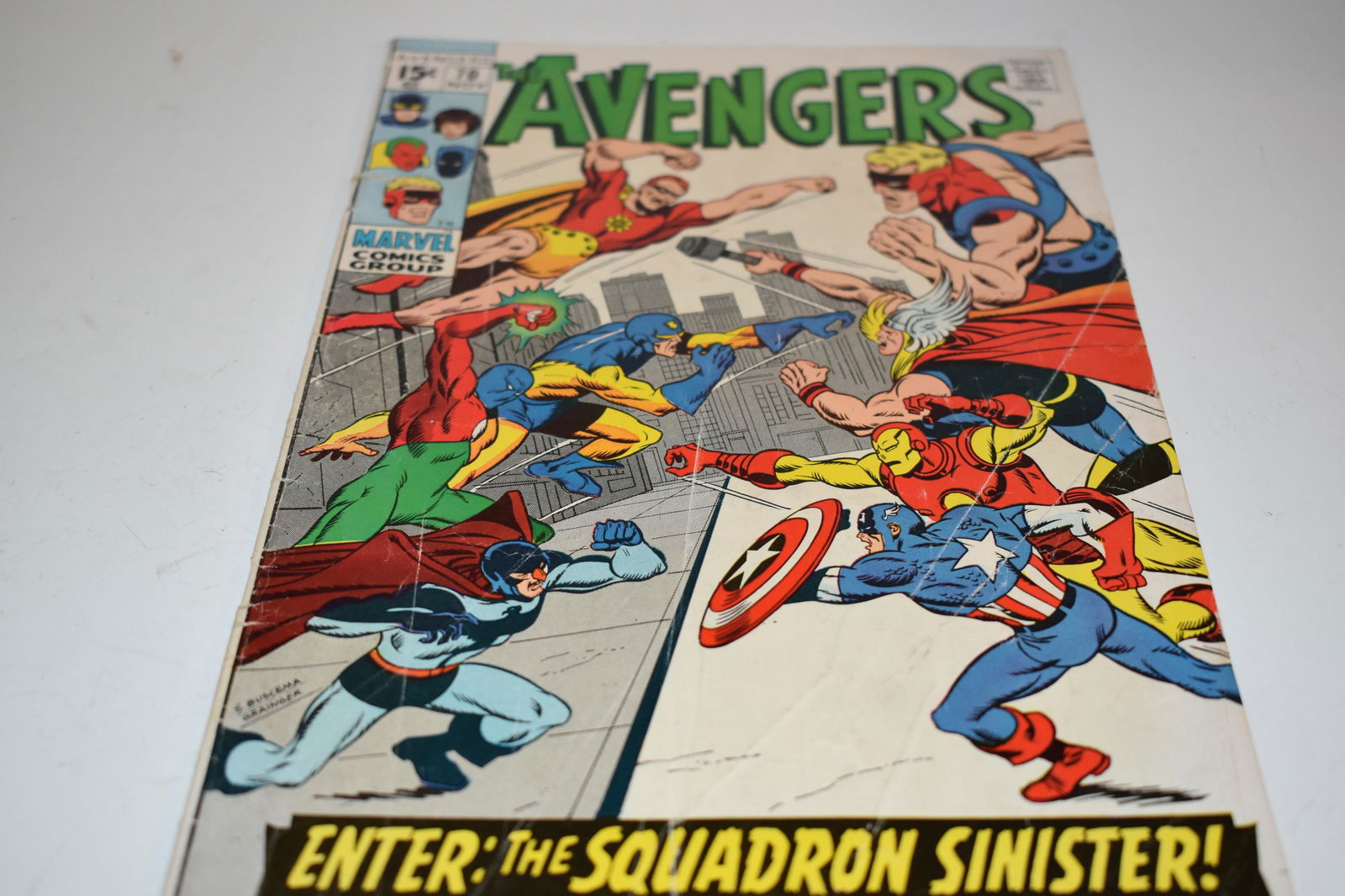 Vintage Silver Bronze avengers #70 Comic Book (1 of 3)