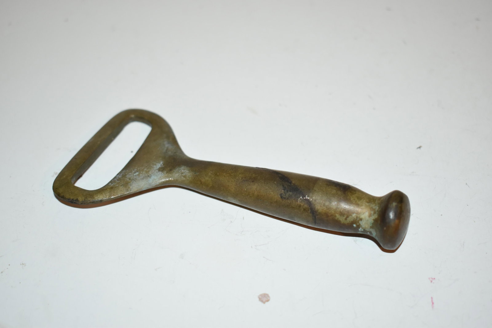 vintage heavy brass bottle opener: vintage heavy brass bottle opener Please view all photos as they are part of the description and condition of this Item, Feel free to contact me with questions or picture requests! Used Item AS IS