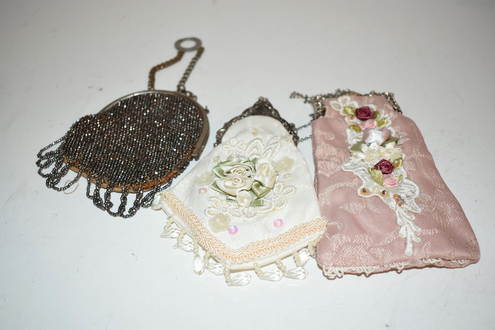 Vintage Lot Of 3 Beaded Purses (1 of 3)