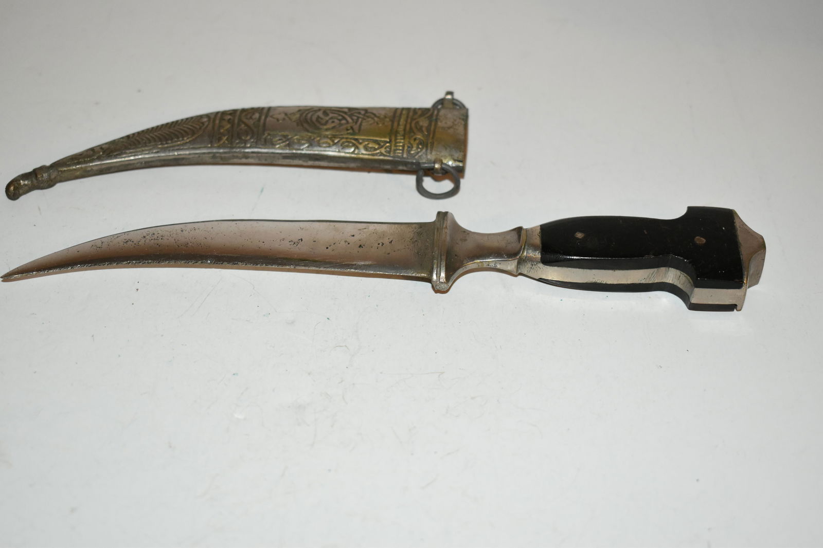 Vintage knife (1 of 4)