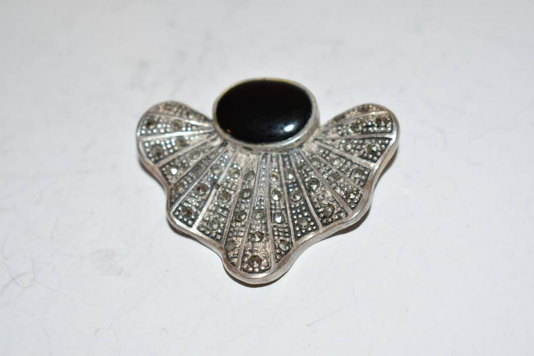 Vintage sterling silver marcasite onyx brooch 2" x 1 1/2" (1 of 4)