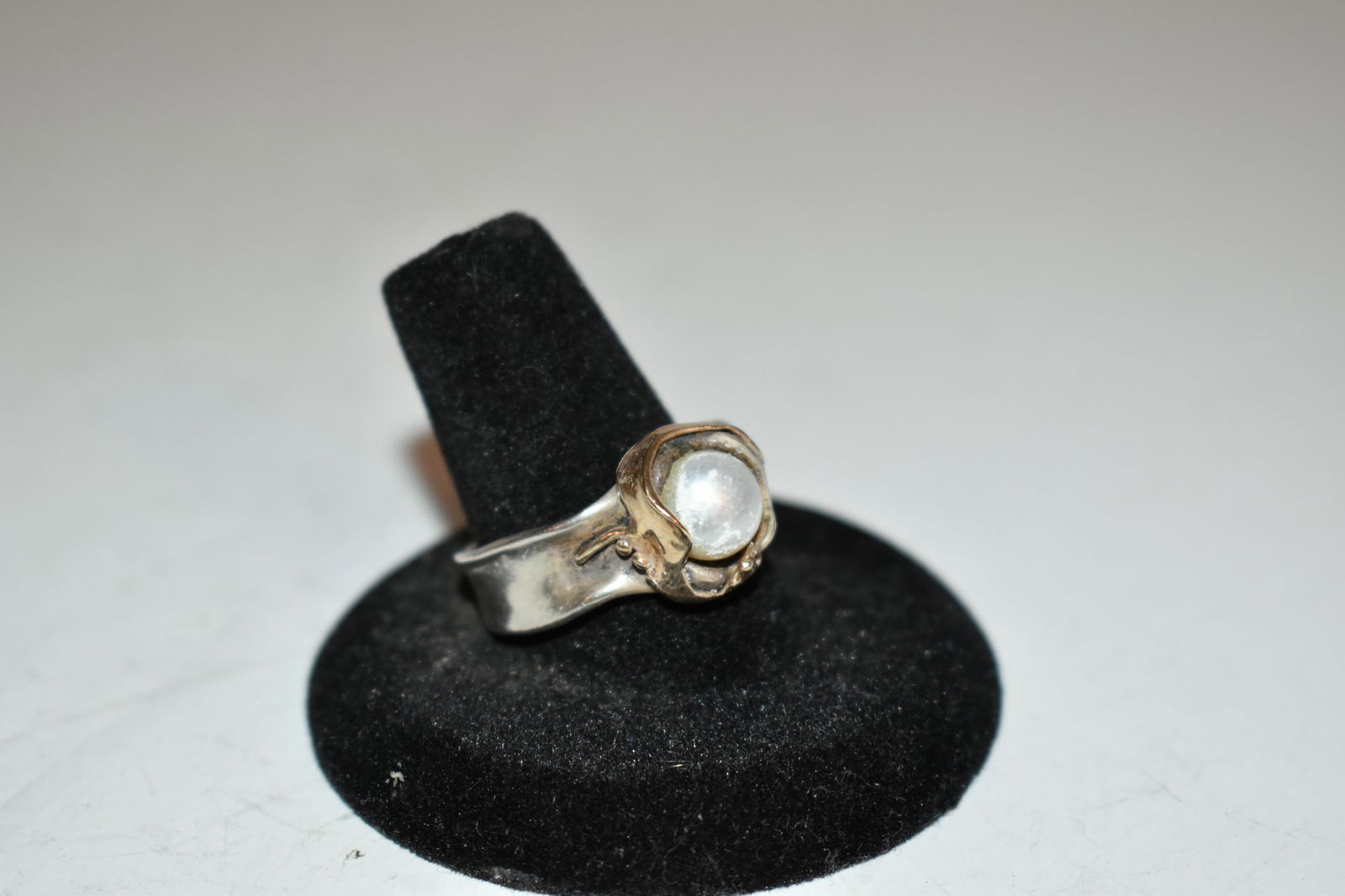Vintage 14K Sterling Silver Pearl Ring Size 10 signed with an H 10 GRAMS (1 of 4)