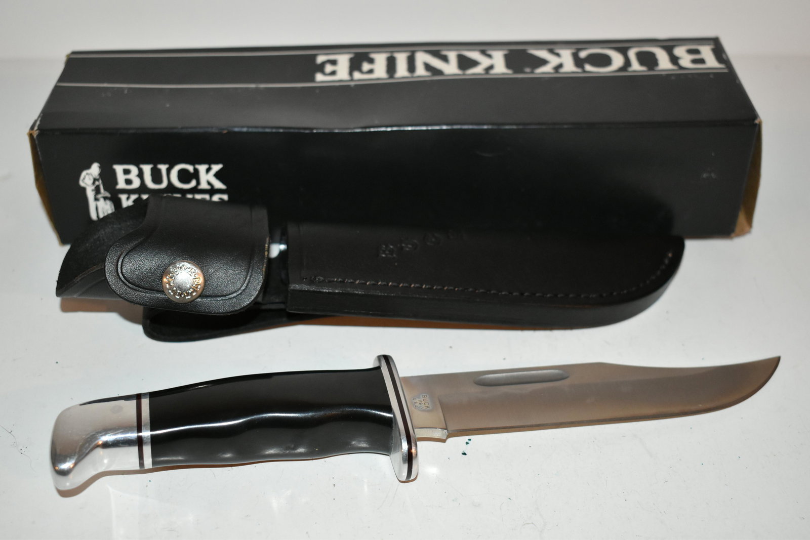 Buck 119 Special Fixed Blade Knife w/ Sheath, Paperwork, & Box NOS (1 of 7)