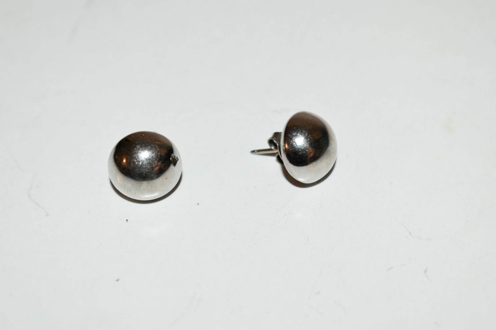 Vintage Sterling Silver post Earrings (1 of 3)