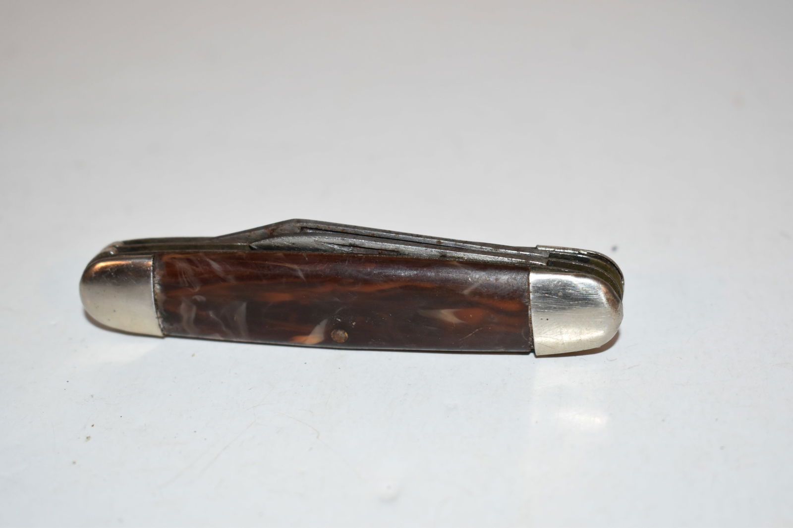 vintage usa brown marbled pocket knife (1 of 4)