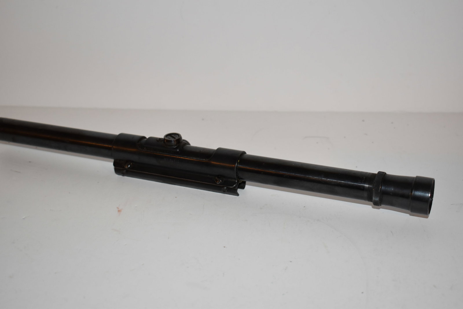 Vintage Weaver B6 Rifle Scope Crosshair Reticle with .22 N4 Mount 3/4â€ Tube: Vintage Weaver B6 Rifle Scope Crosshair Reticle with .22 N4 Mount 3/4” Tube Please view all photos as they are part of the description and condition of this Item, Feel free to contact me with qu