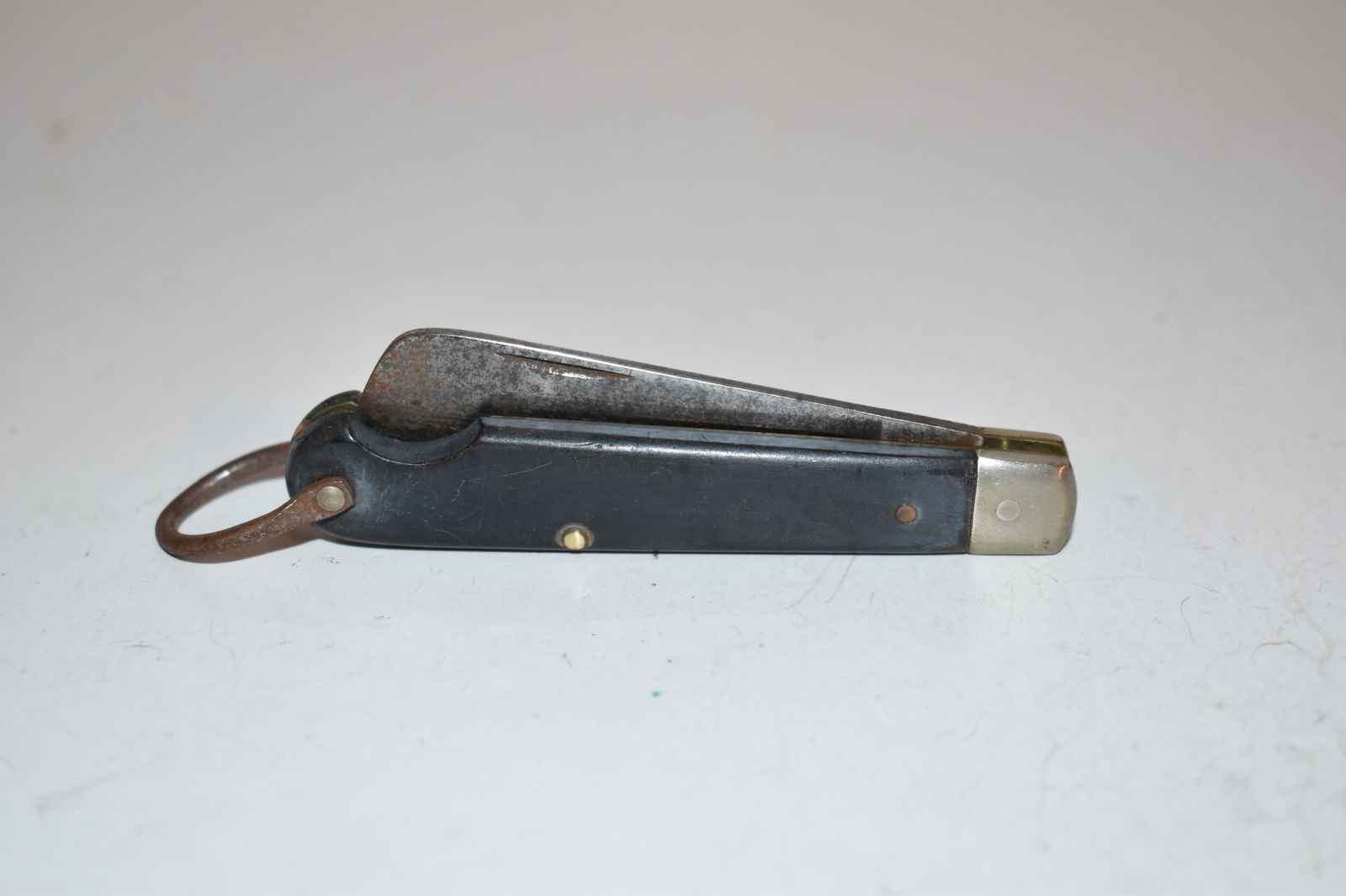 Vintage Antique CAMILLUS New York Single Blade Folding Knife (1 of 4)