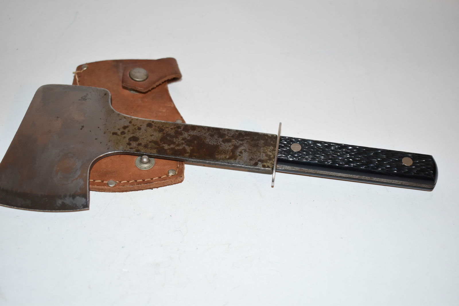 Vintage IMPERIAL Providence, RI Axe Hatchet 10" USA (1 of 4)