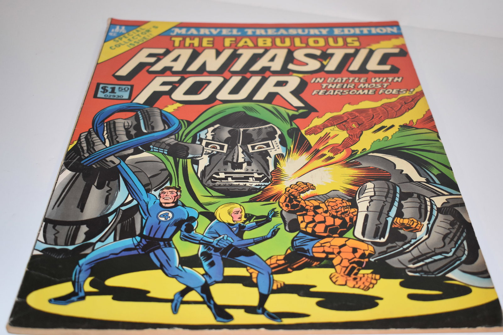 Marvel Treasury Edition #11 Fantastic Four in battle (Marvel 1975) (1 of 3)