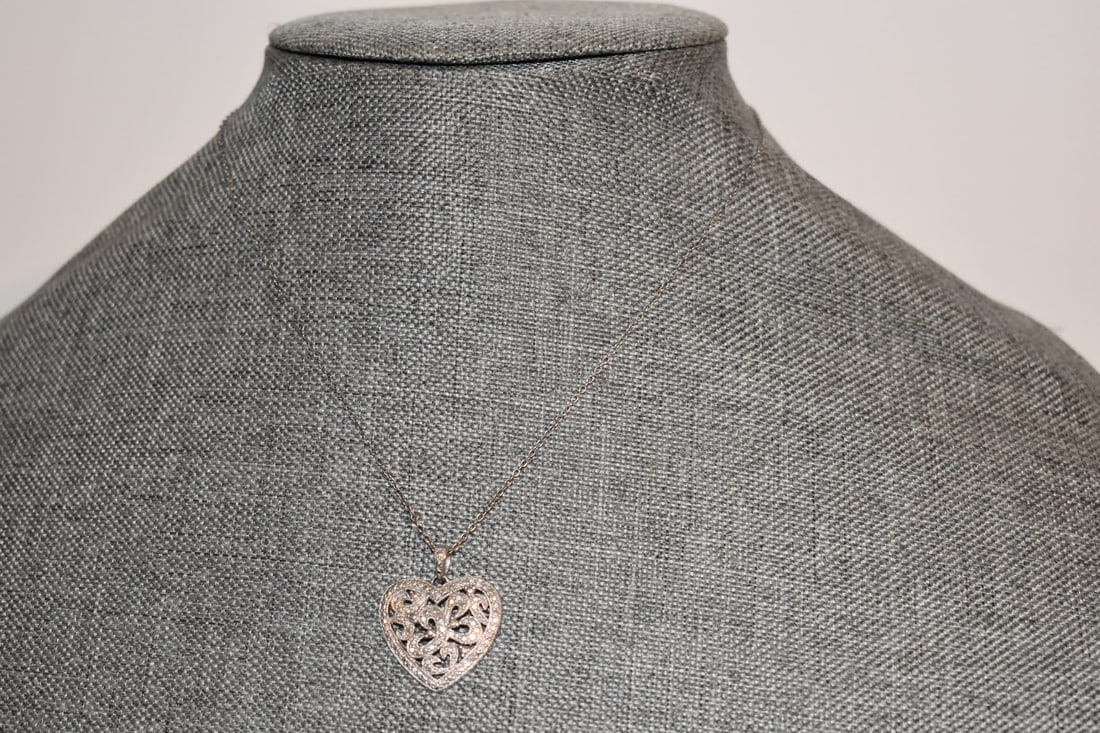 sterling silver marcasite heart pendant necklace 16": sterling silver marcasite heart pendant necklace 16" Please view all photos as they are part of the description and condition of this Item, Feel free to contact me with questions or picture requests! 
