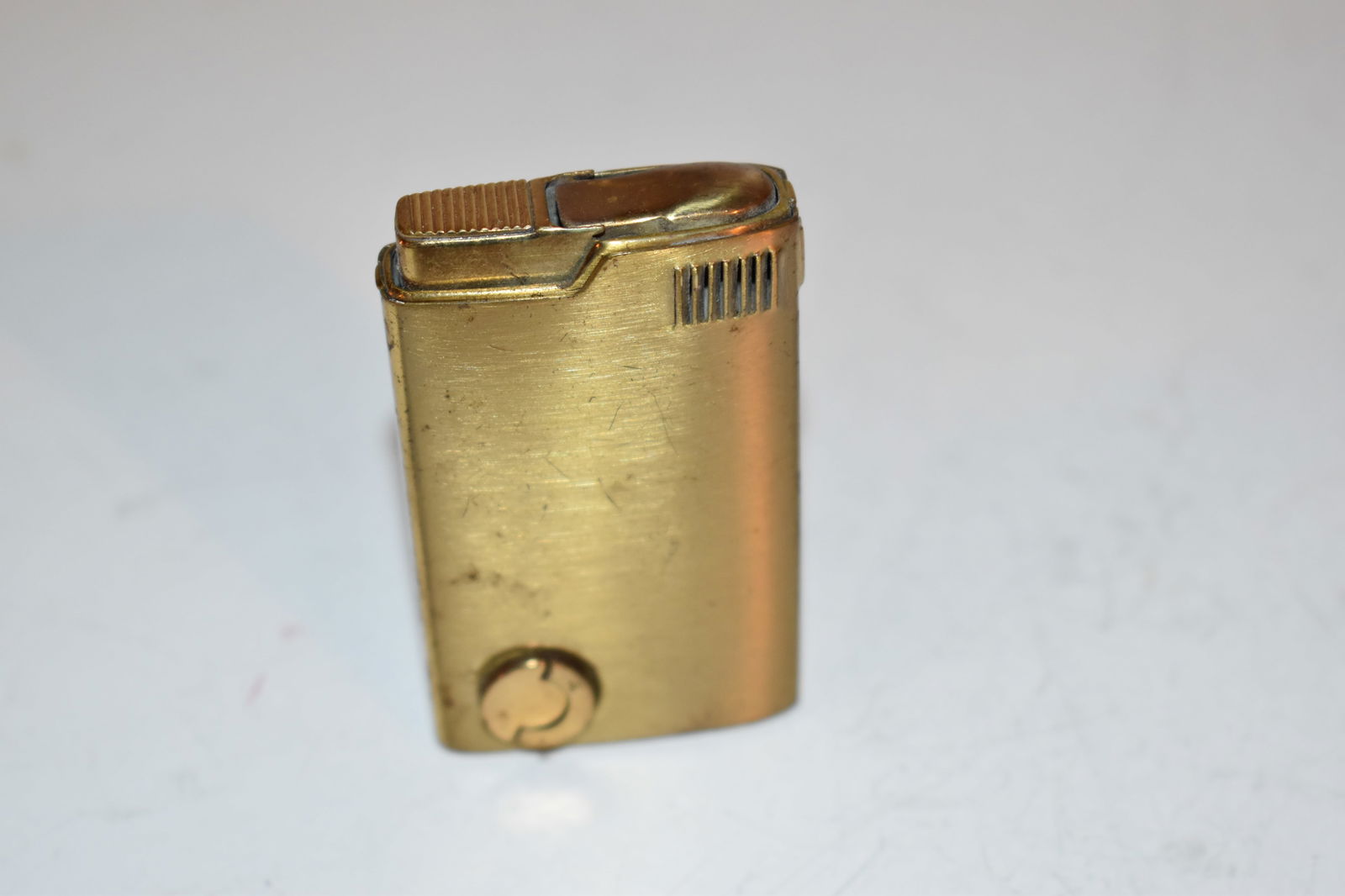 Vintage "Crown Musical" Lighter Wind-up Music Box Japan untested (1 of 4)