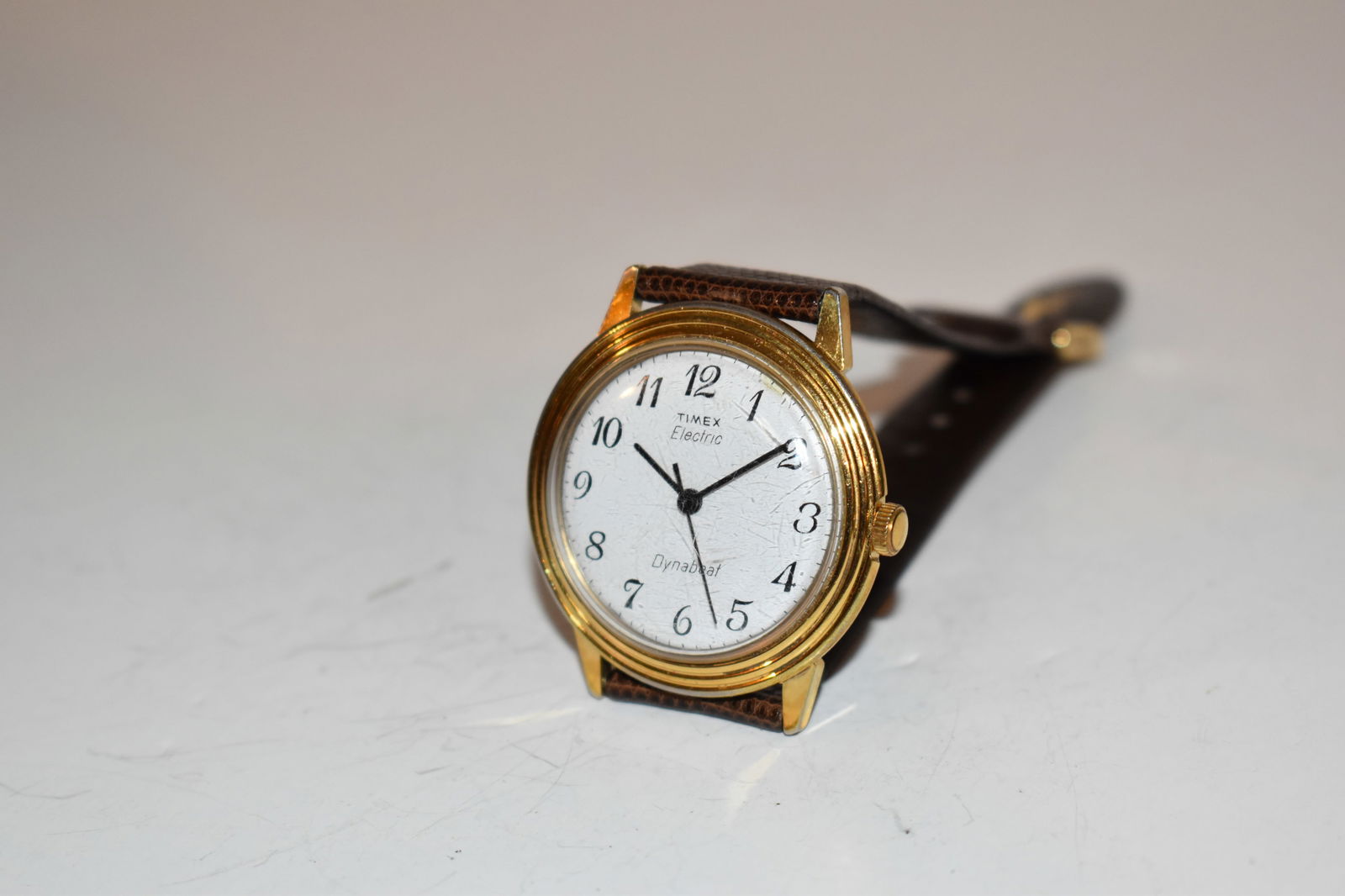 Vintage 1977 Timex Electric Dynabeat Mens Watch works great!!!: Vintage 1977 Timex Electric Dynabeat Mens Watch works great!!! Please view all photos as they are part of the description and condition of this Item, Feel free to contact me with questions or picture