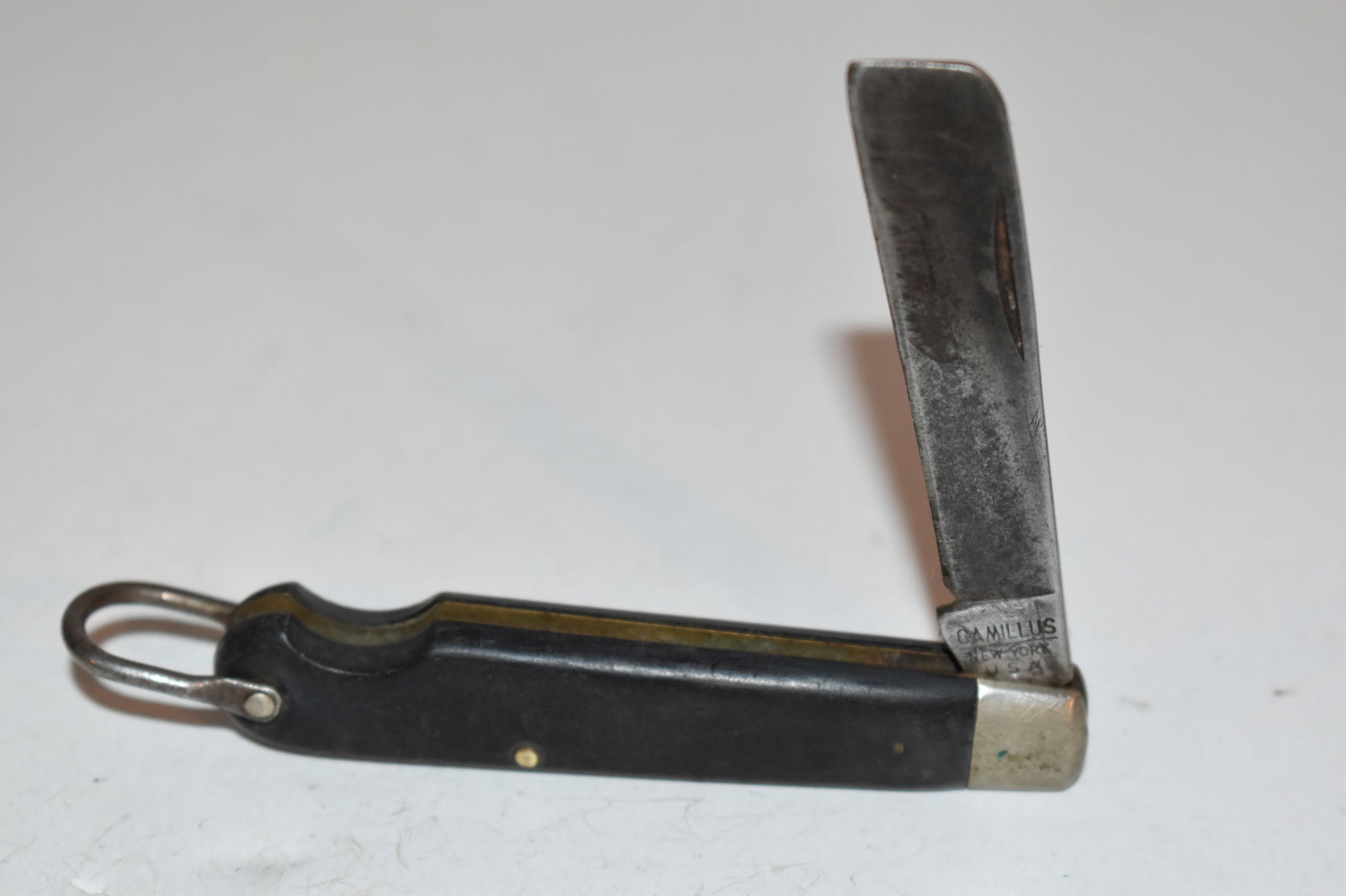 Vintage Antique CAMILLUS New York Single Blade Folding Knife (1 of 4)
