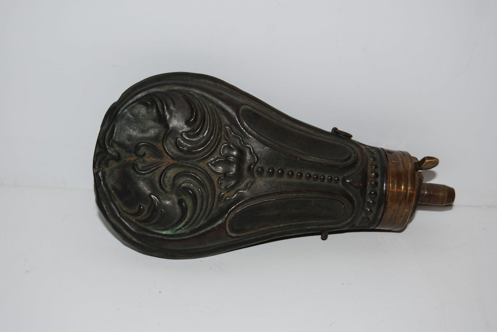 Vintage Civil War Era Powder Flask (1 of 5)