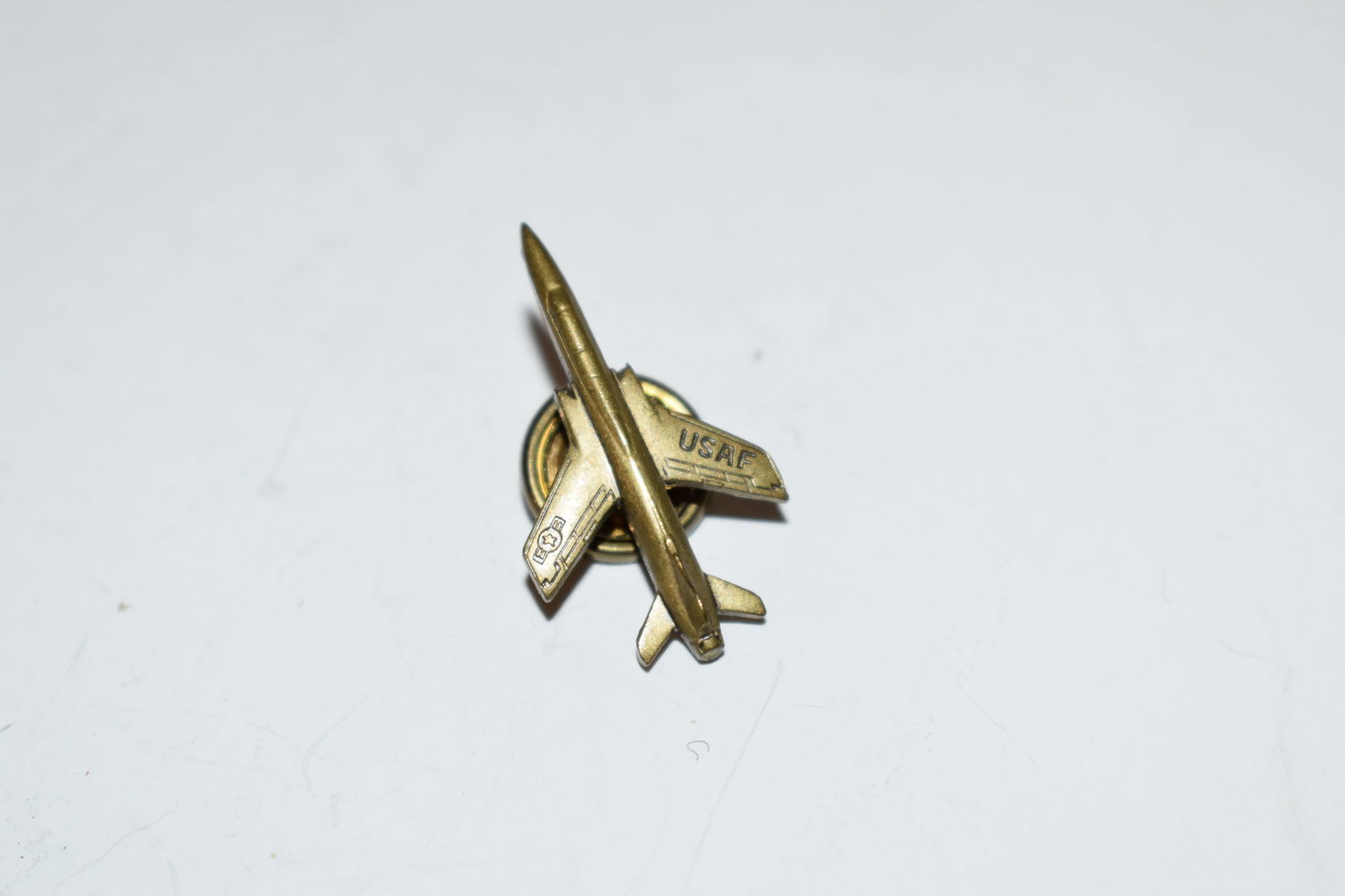 Vintage 1970"s USAF Air Force Thunder Chief Jet Airplane Aircraft Pin (1 of 4)