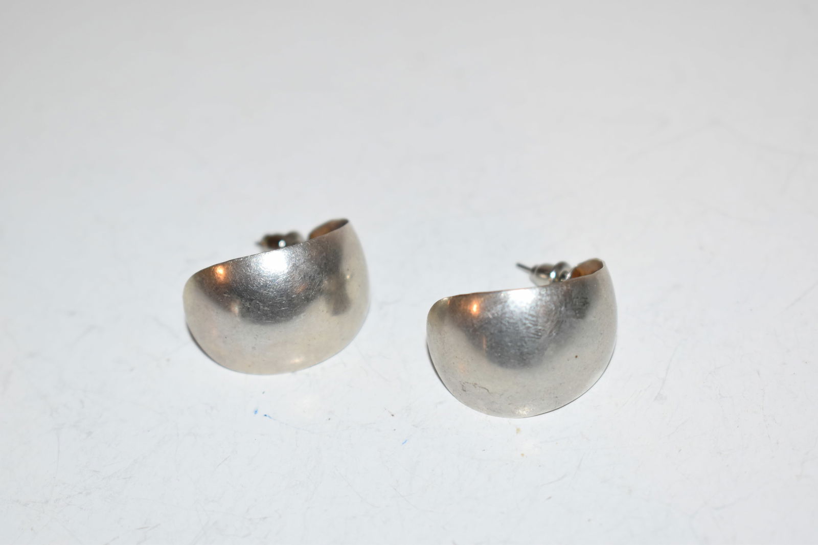 Vintage Sterling Silver cup post Earrings (1 of 4)