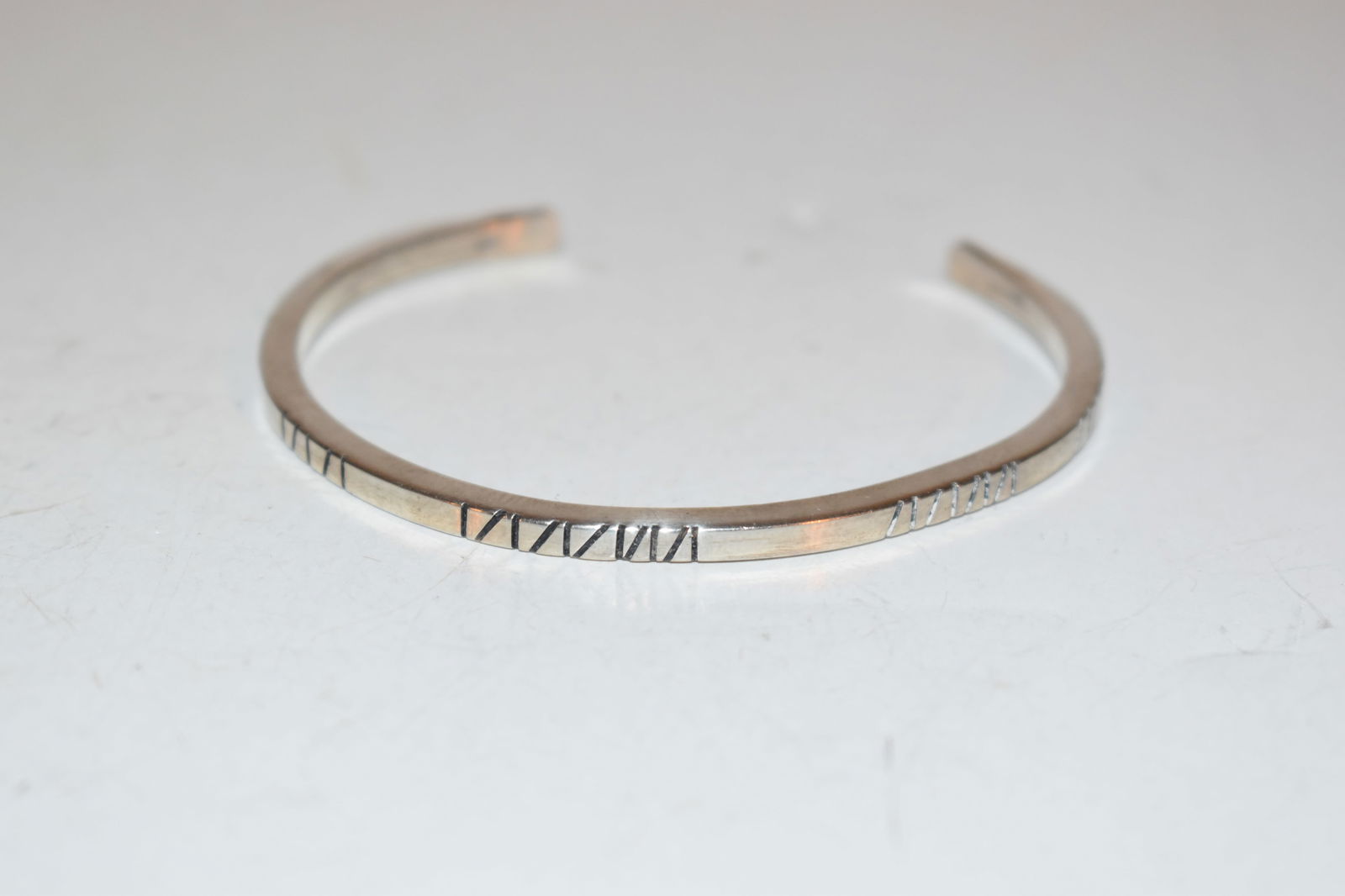 Vintage Sterling Silver Cuff Bangle Bracelet 6.5 Navajo Southwestern (1 of 4)