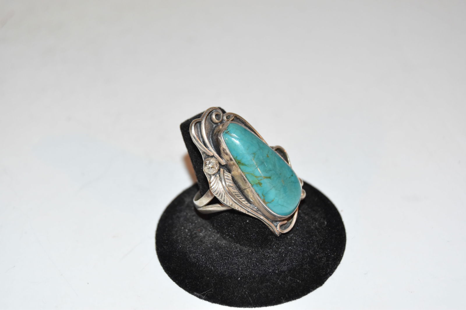 Vintage turquoise sterling silver navajo ring sz 9" (1 of 5)
