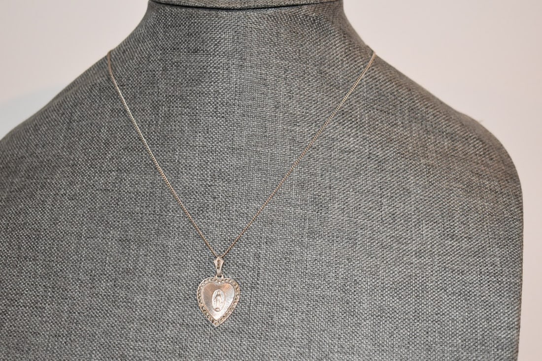 vintage sterling silver mother of mary pendant necklace marcasite 18": vintage sterling silver mother of mary pendant necklace marcasite 18" Please view all photos as they are part of the description and condition of this Item, Feel free to contact me with questions or p