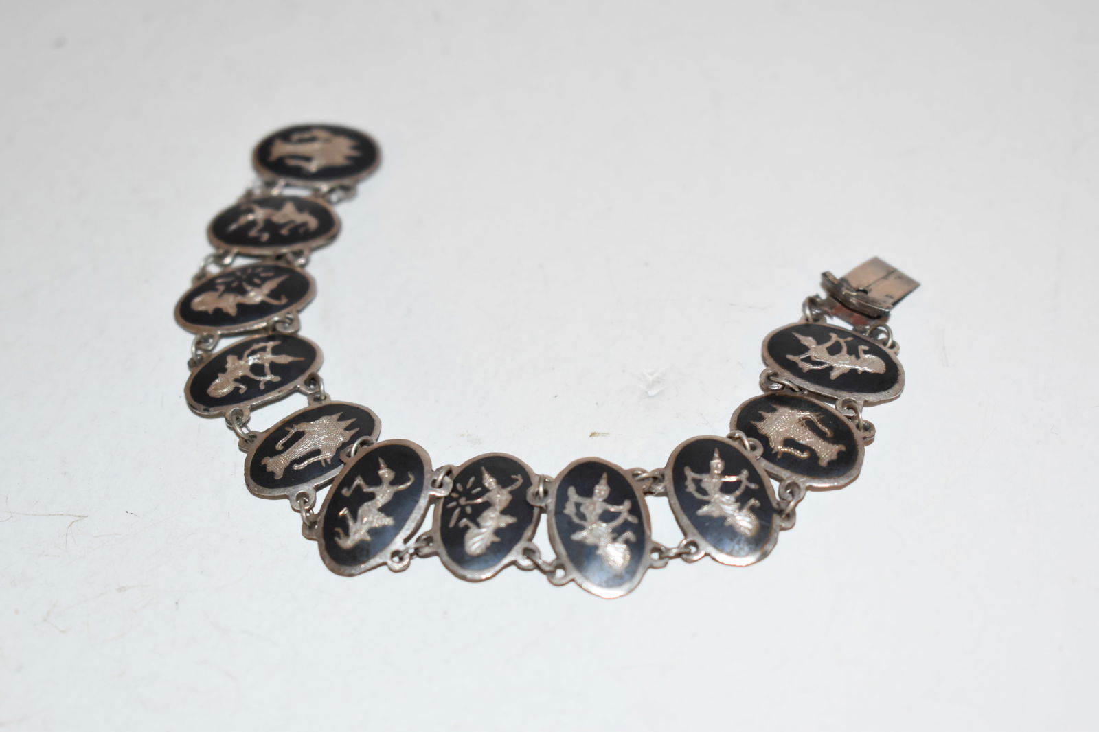 Vintage Sterling Silver Siam Panel Bracelet 7" (1 of 3)