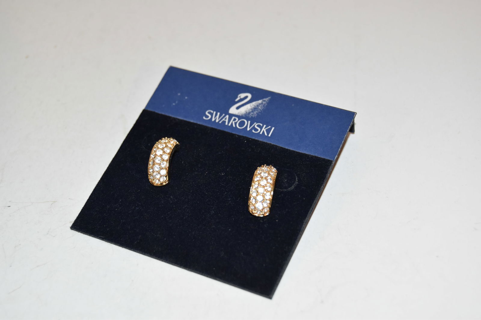 vintage swarovski post earrings New (1 of 3)