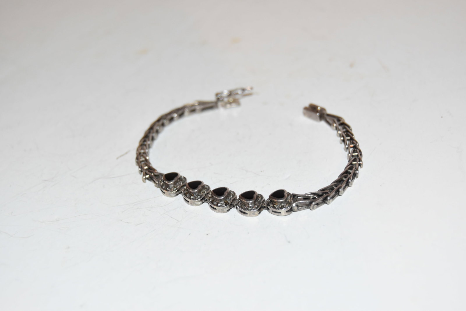Vintage Sterling Silver marcasite onyx Bracelet 7": Vintage Sterling Silver marcasite onyx Bracelet 7" pendant necklace Please view all photos as they are part of the description and condition of this Item, Feel free to contact me with questions or pic