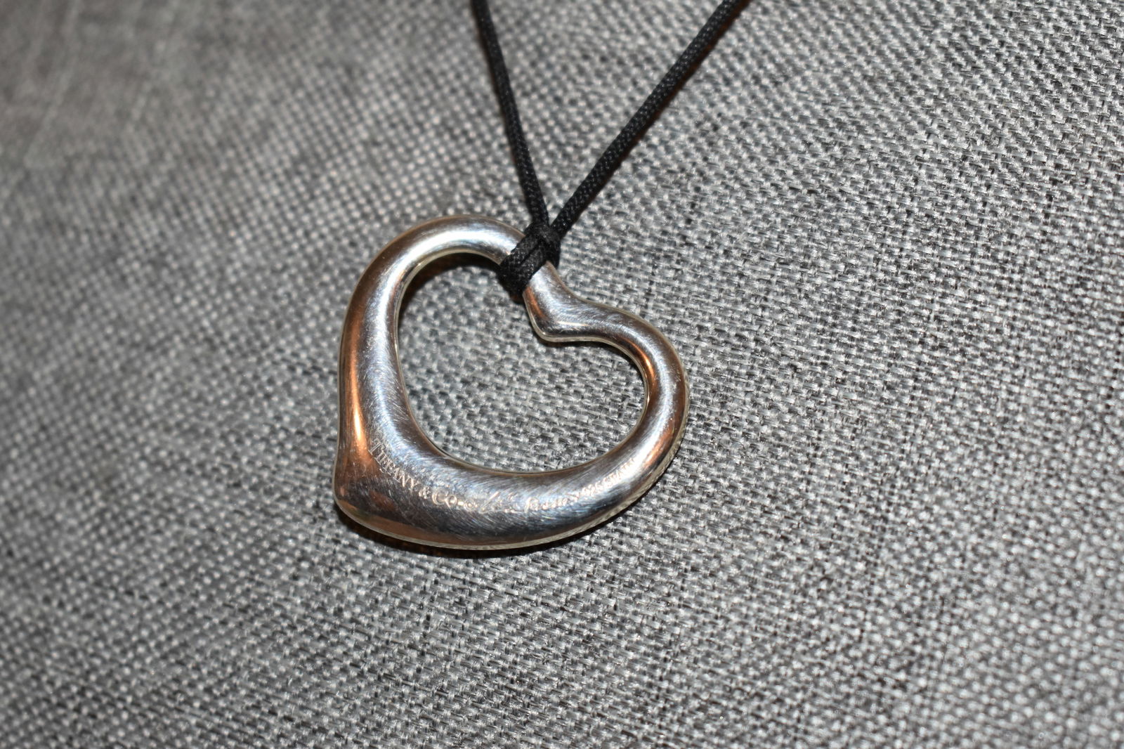 Tiffany & Co. Sterling Silver Elsa Peretti X-Large Open Heart Pendant (1 of 6)