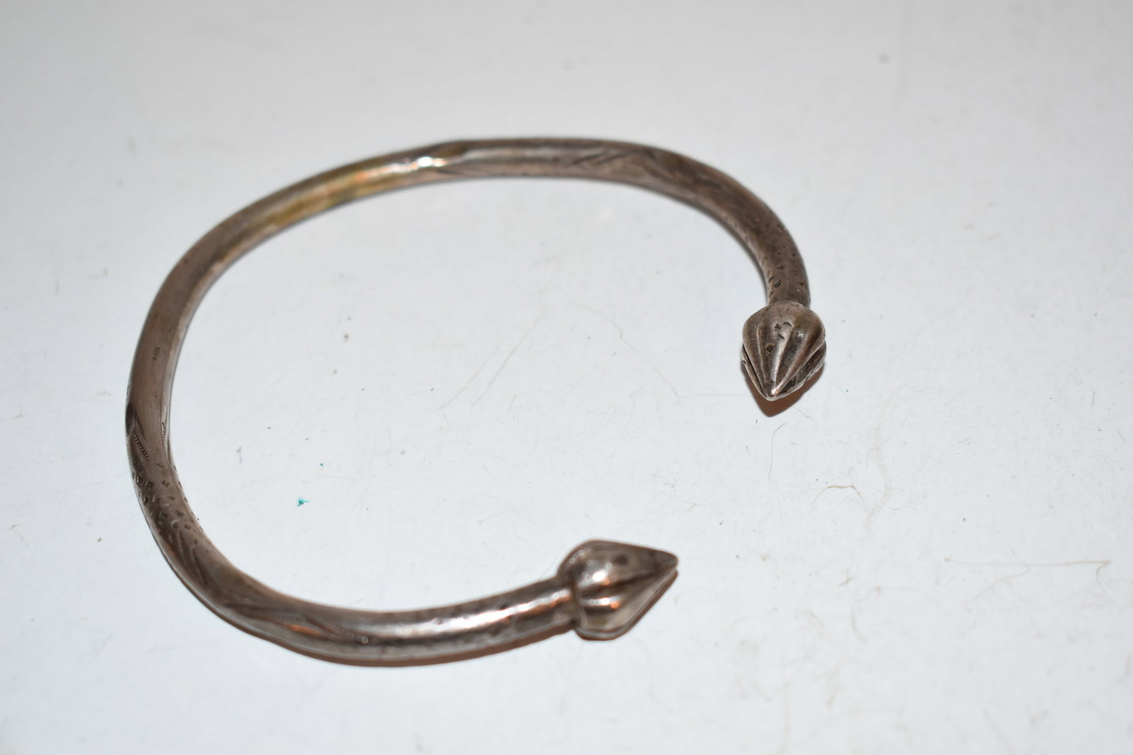 Vintage Sterling Silver engraved Cuff Bracelet 8.5" 50 grams (1 of 4)
