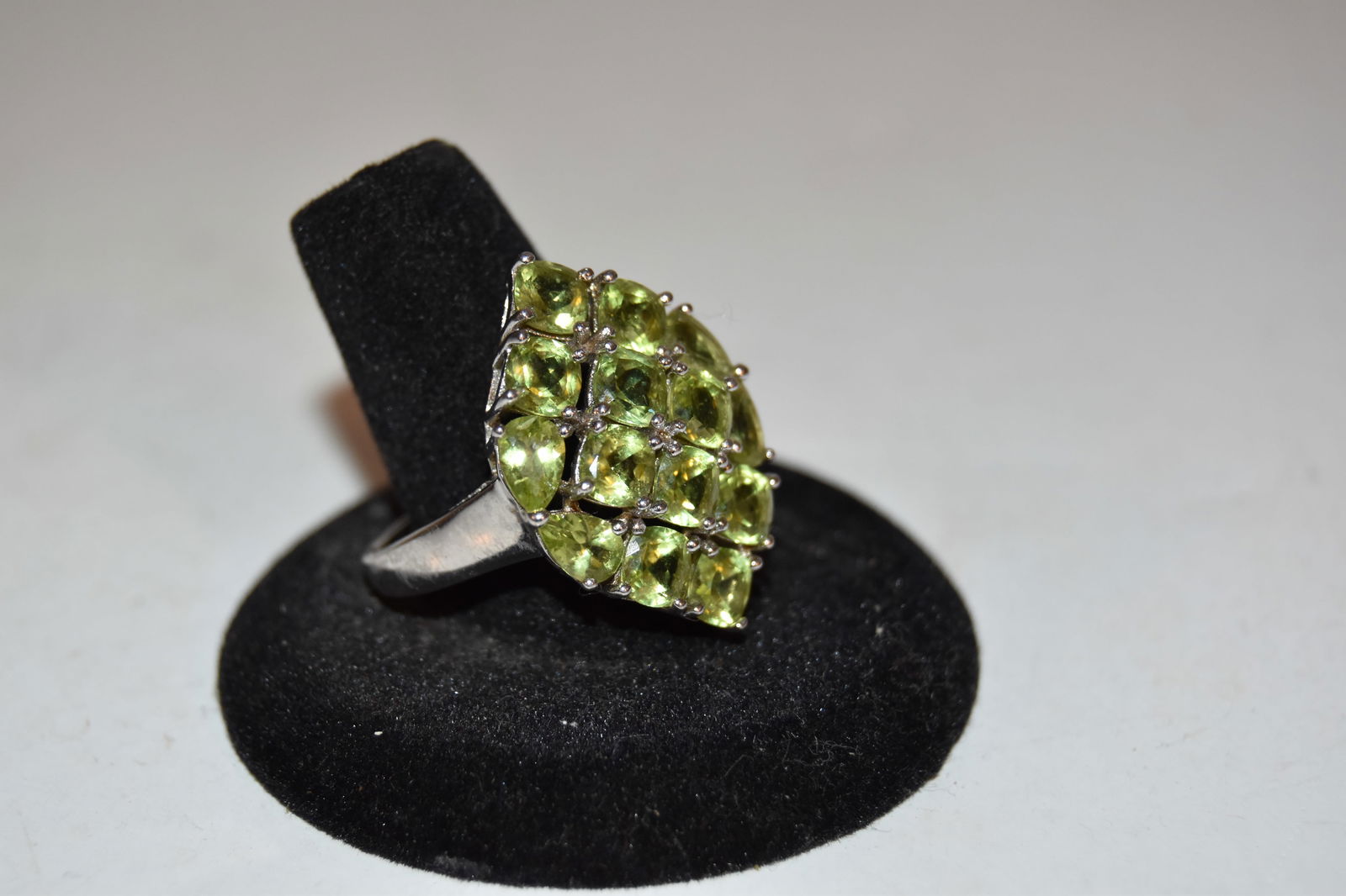 Vintage Sterling Silver green Tourmaline Ring sz 11 (1 of 5)