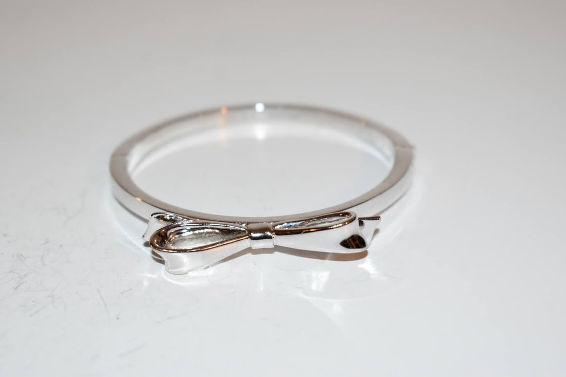Kate Spade Skinny Mini Bow Bangle (1 of 4)